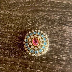 Beautiful Vintage Brooch